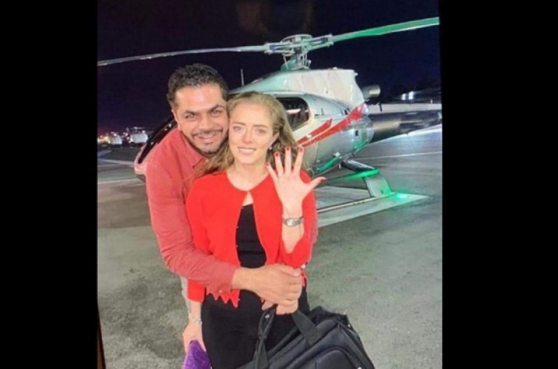 Alcalde de Puebla renta helicóptero para pedirle matrimonio a su Directora de Turismo. y
