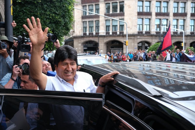 Piden a la 4T callar a Evo Morales