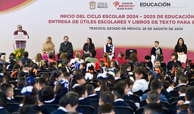 Horacio Duarte arranca ciclo escolar en primaria donde estudió Delfina ...