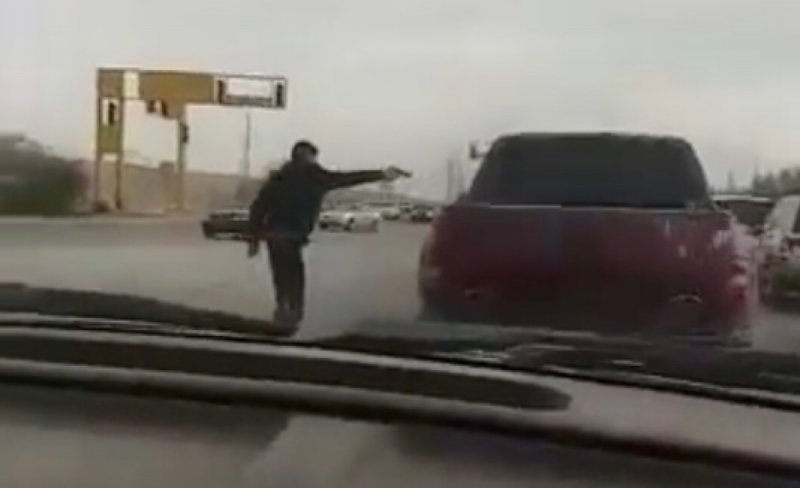 VIDEO FUERTE: graban a sicario cometiendo un asesinato en Ciudad Juárez 