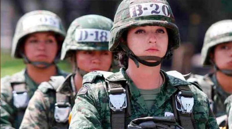 Servicio Militar obligatorio para mujeres sería una realidad en la 4T