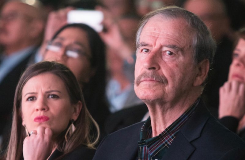 Vicente Fox adeuda más de 15 millones de pesos al SAT, revela investigación.
