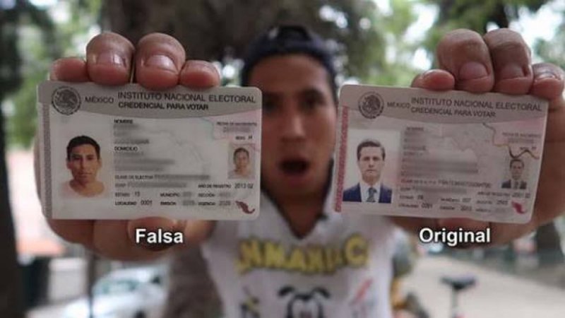 VIDEO: Youtuber compra INE con fotos y datos de Peña Nietoy