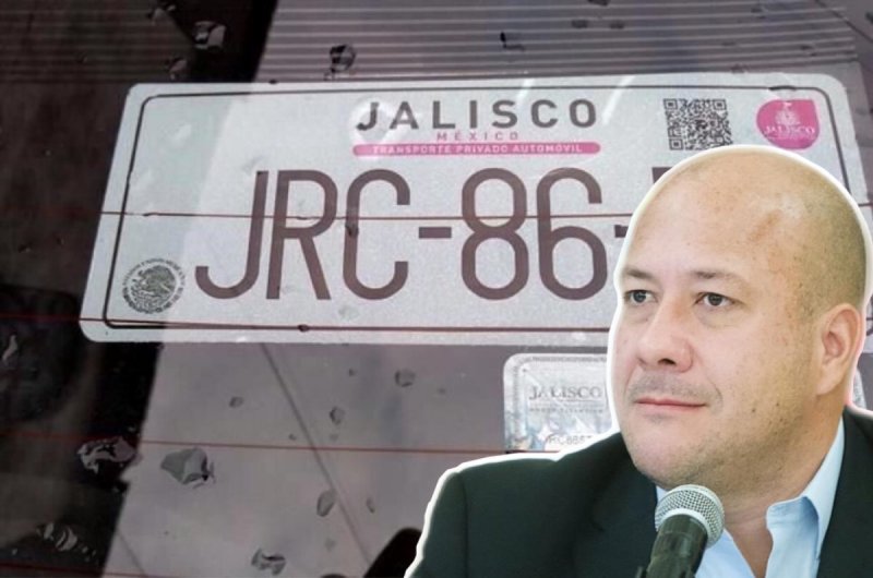 Gobierno de Jalisco entrega placas nuevas a ciudadano...¡Con reporte de robo! y