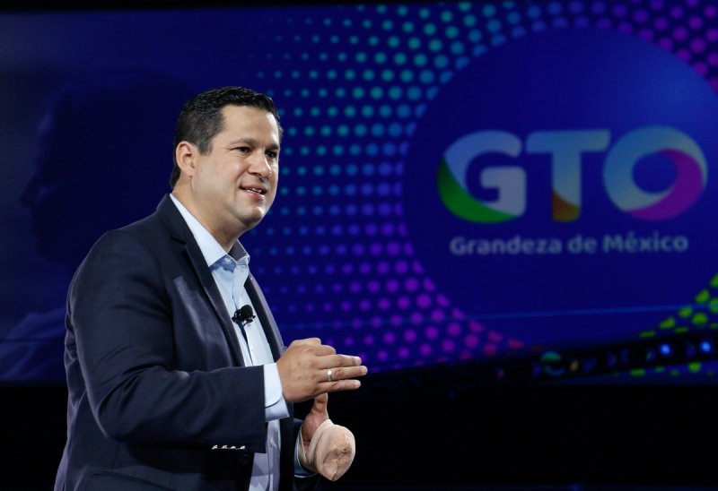 Gobernador de Guanajuato goza de un sueldo superior al del presidente AMLO.