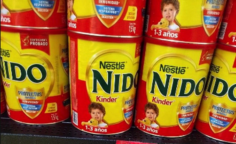 Nestlé engaña con falso estudio haciendo creer que su producto es leche materna