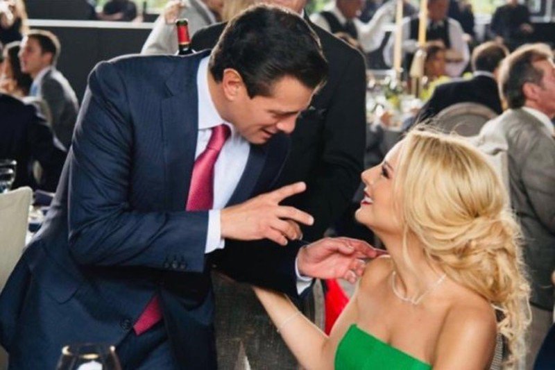 Este es el romántico mensaje que Tania Ruiz le dedicó a Peña Nieto a través de sus redes sociales.