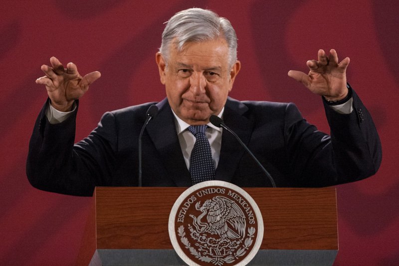 Prohibe AMLO a funcionarios de su gabinete 