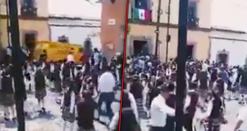 Camioneta de valores atropella a jóvenes que participaban en un desfile en Malinalco (VIDEO)