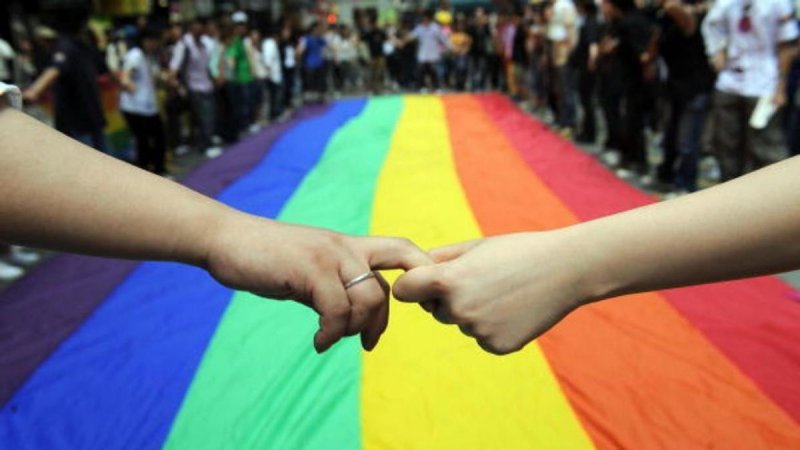 Morena propone matrimonios entre personas del mismo sexo en todo el paísy