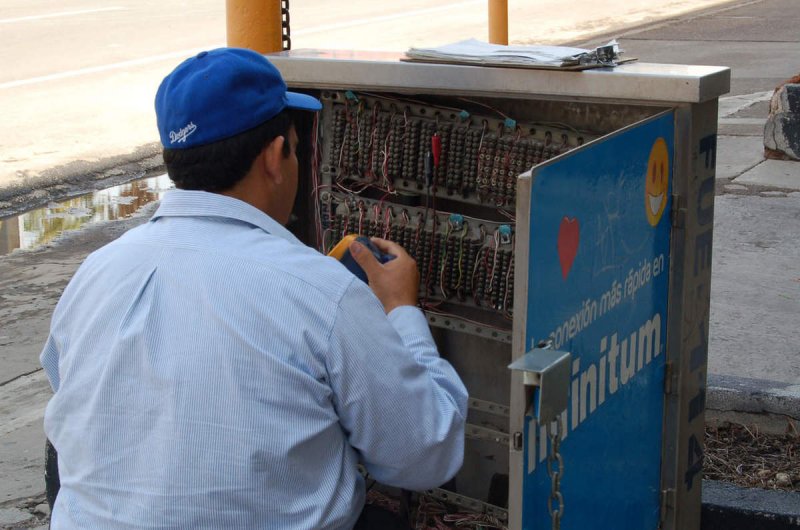 Delincuentes se disfrazan de empleados de Telmex para robar casas en Tlalpany