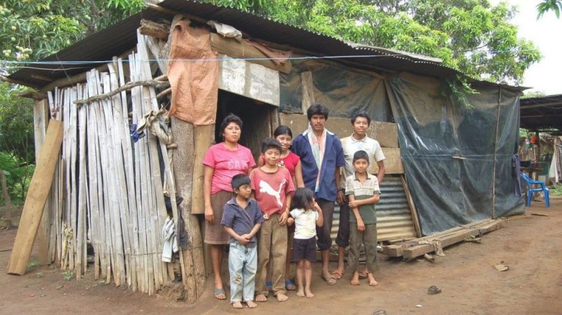 Los pobres siguieron pobres y los que ganaban poco más ganaron menos: Los números de Peña Nieto.