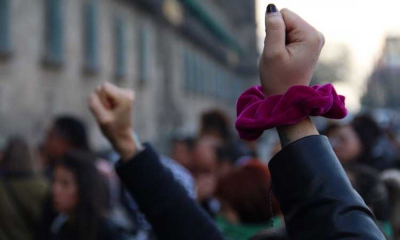 Manifestación feminista #UnDíaSinMujeres costaría más de 26 mil mdp a México