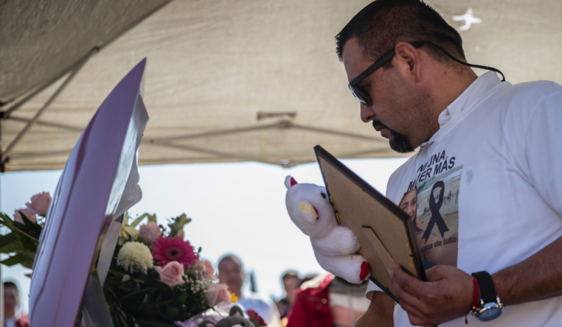 Acosador stalkeo en Facebook a Marbella para luego matarla; luego asistió a su funeral