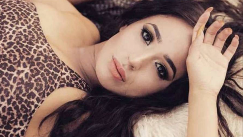 Hija de Lupillo Rivera revienta Instagram y humilla a la sexy Caeli.