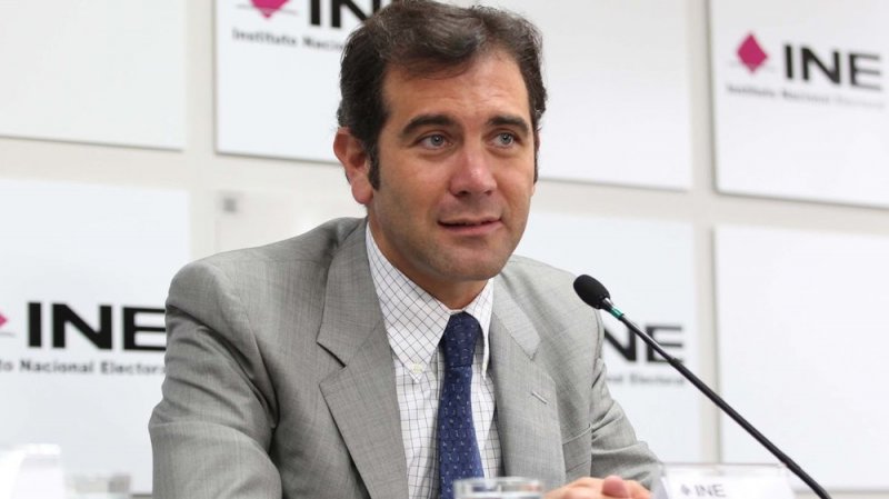 Lorenzo Córdova y funcionarios del INE gastaron 4 mdp para viajes en 2 años