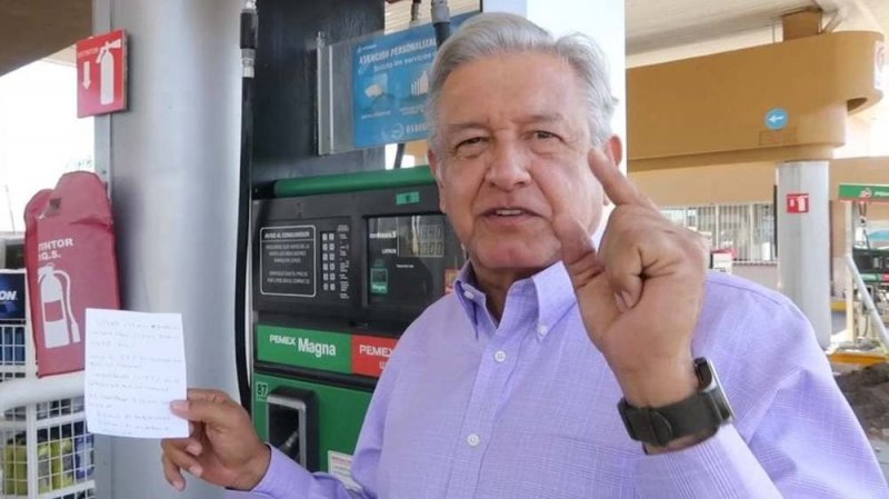 AMLO ordenó bajar precio de gasolina por caída del petróleo y