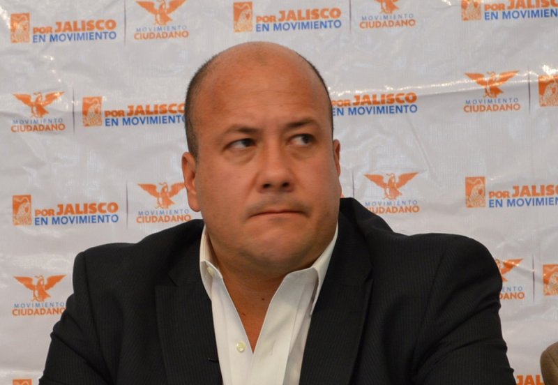 Alfaro pretendía comprar pruebas rápidas a empresa que abandonó Guadalajara desde enero