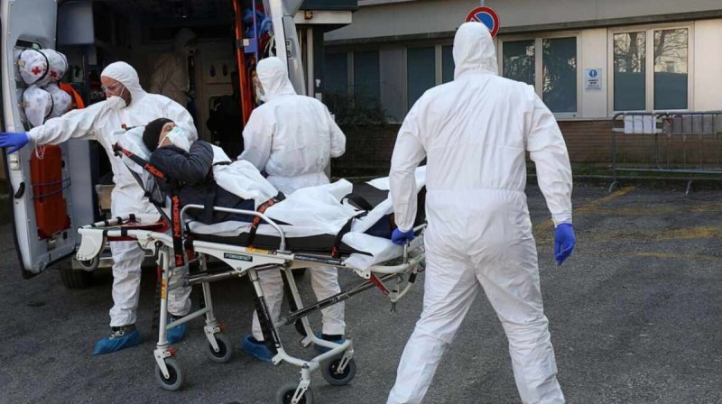 Paciente con coronavirus escapa de cuarentena; contagia a 280 personas