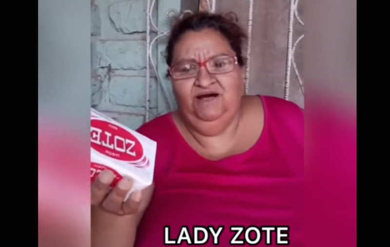 “¡Buenos días! A bañarse con el jabón de perros”, Lady Zote reaparece (VIDEO)