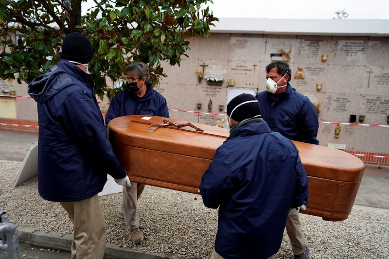 Residente de EU acude a funeral en Jalisco, se contagia de Covid-19 y muere