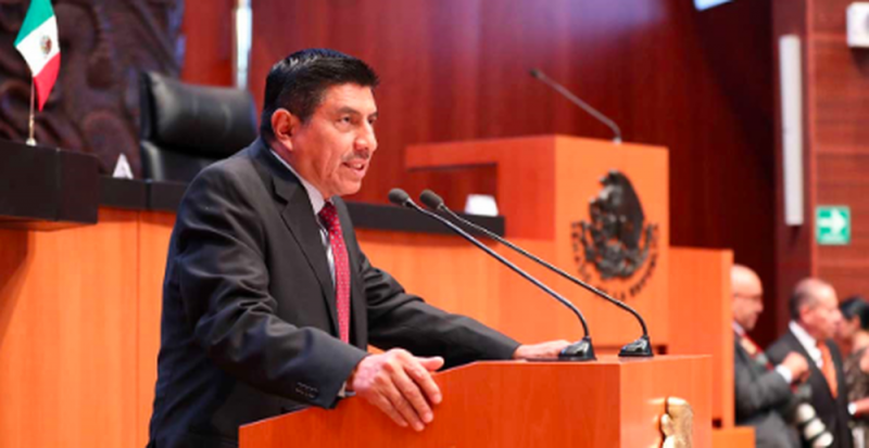 “Son irresponsables”, Salomón Jara le TUNDE a 6 Gobernadores que obstaculizan trabajos de AMLO vs Co