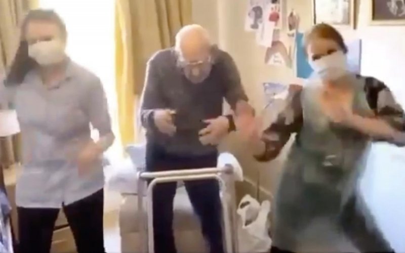 Fallece por COVID19 ENFERMERA que se hizo VIRAL por bailar con abuelito de 102 años