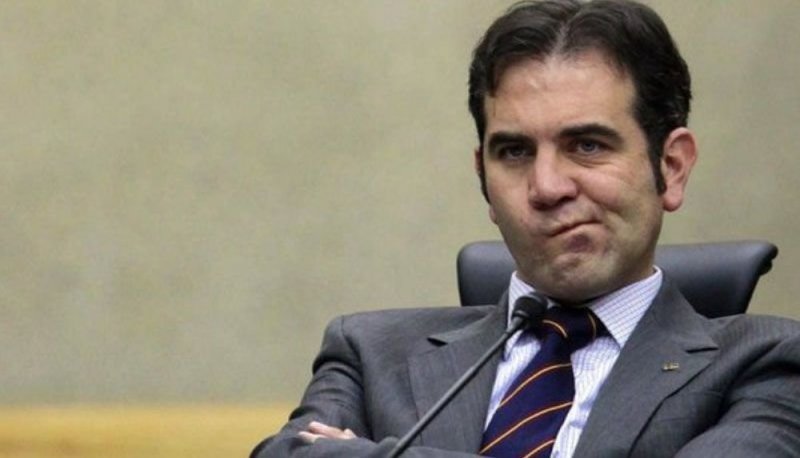 Usuarios piden también juicio contra Lorenzo Córdoba del INE por ser “cómplice de Calderón”