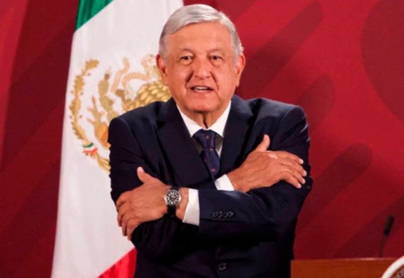 Mexicanos FIRMAN replica contra los 650: Quieren amordazar al presidente y recuperar privilegios