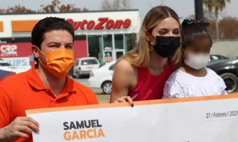 Critican a Samuel García por usar a pequeña que requiere trasplante de hígado para su campaña