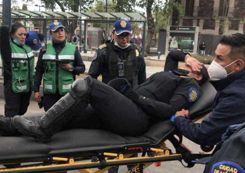 Marcha feminista deja 62 policías y 19 mujeres heridas: Secretaría de Seguridad Ciudadana CDMX