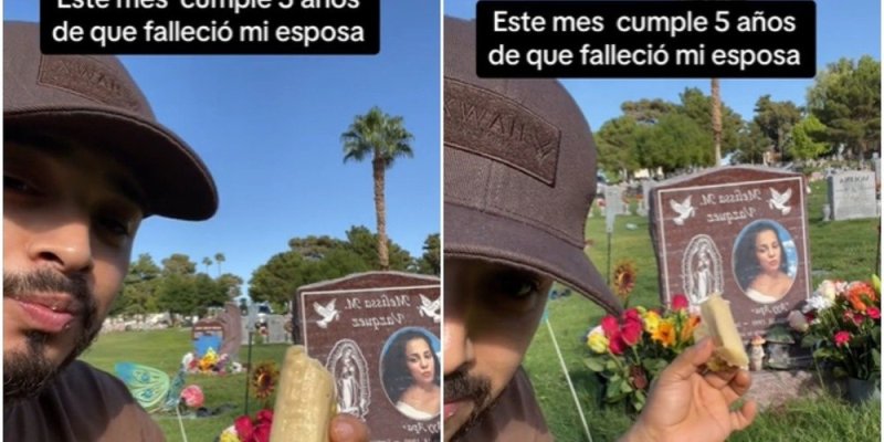 Hombre desayuna tamales junto a la tumba de su esposa