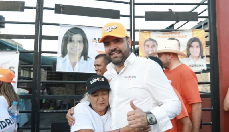  Gerardo Quirino va por mejores calles en zona Valle