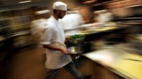 Canadá busca cocineros mexicanos, ofrece salario de $34,500 mensuales
