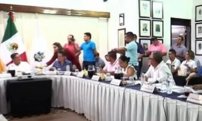 Regidora de Morena regresa “sobre amarillo” a alcalde de Puerto Vallarta (VIDEO)