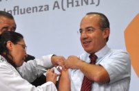 La pandemia H1N1 le sirvió a Calderón para derrochar miles de millones de pesos