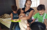 Mujer alerta en REDES que NO TIENE COMIDA para alimentar a sus hijos y alcalde se ENOJA