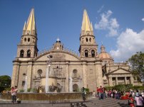 Catedral de Guadalajara también suspende saludo de mano en misa por Coronavirus