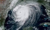 ALERTAN sobre huracán que se convirtió en extremadamente PELIGROSO; se llama Laura